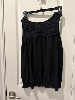 LOFT Black Sleeveless Crochet Detail Top